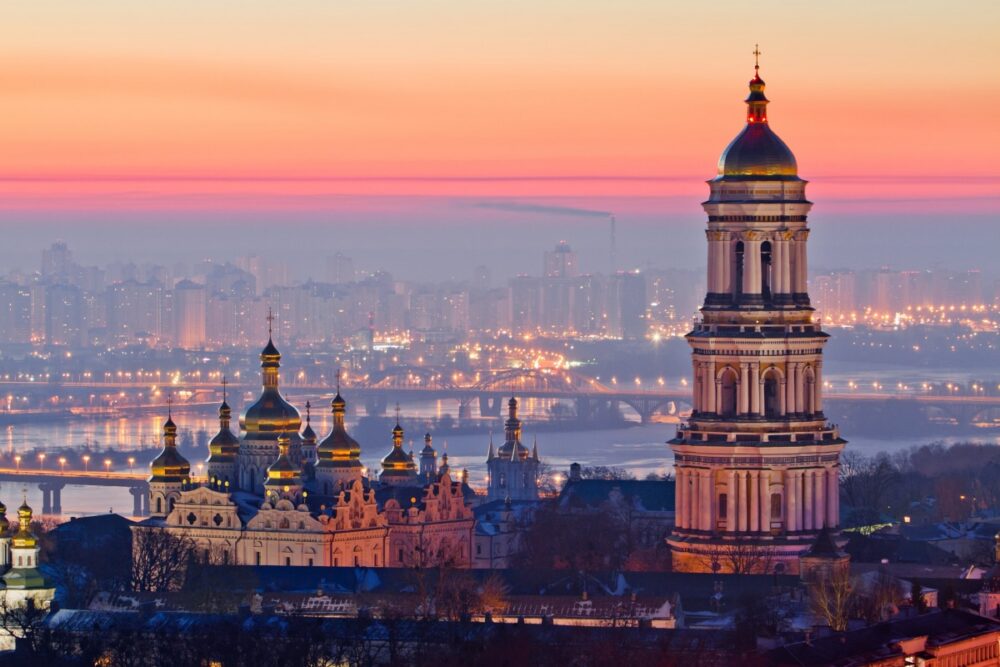 ПРОПИСАТЬСЯ В КИЕВЕ